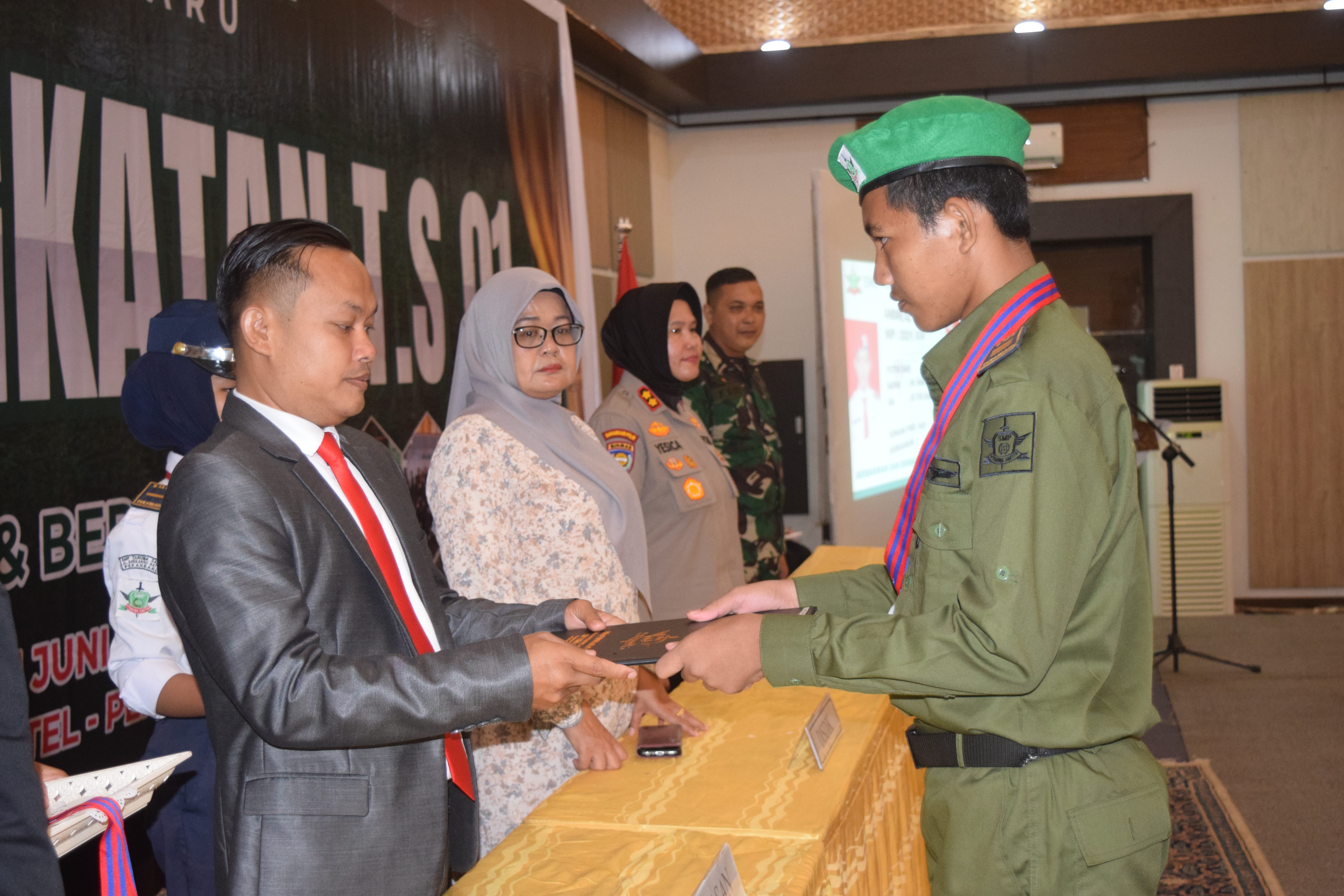 Prosesi Pengukuhan Purna praja TS 01